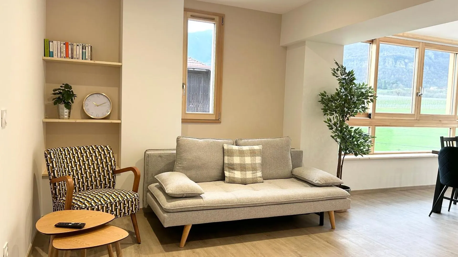 Entre Cimes Et Vignes - Clim Wifi Parking - Clg Savoie Apartment Saint-Pierre-d'Albigny 0*,  France