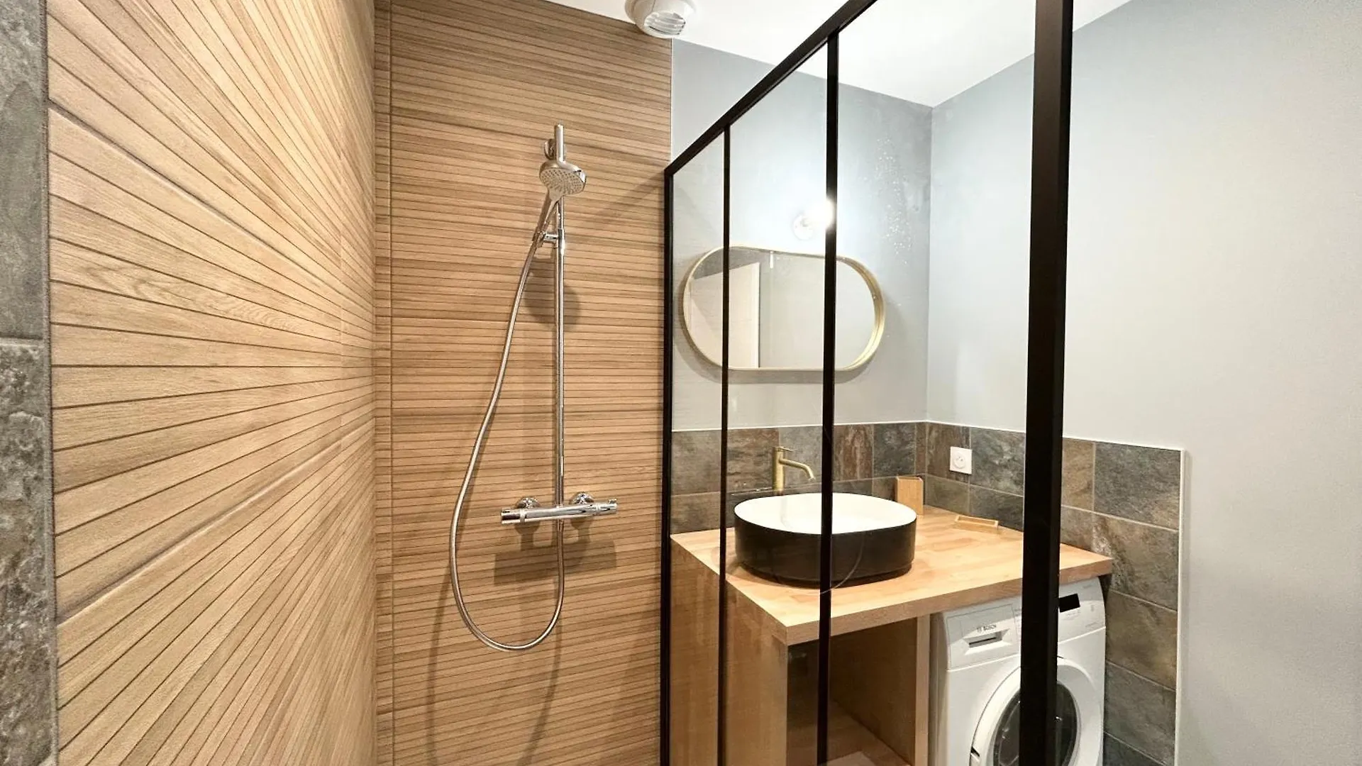 Entre Cimes Et Vignes - Clim Wifi Parking - Clg Savoie Apartment Saint-Pierre-d'Albigny 0*,